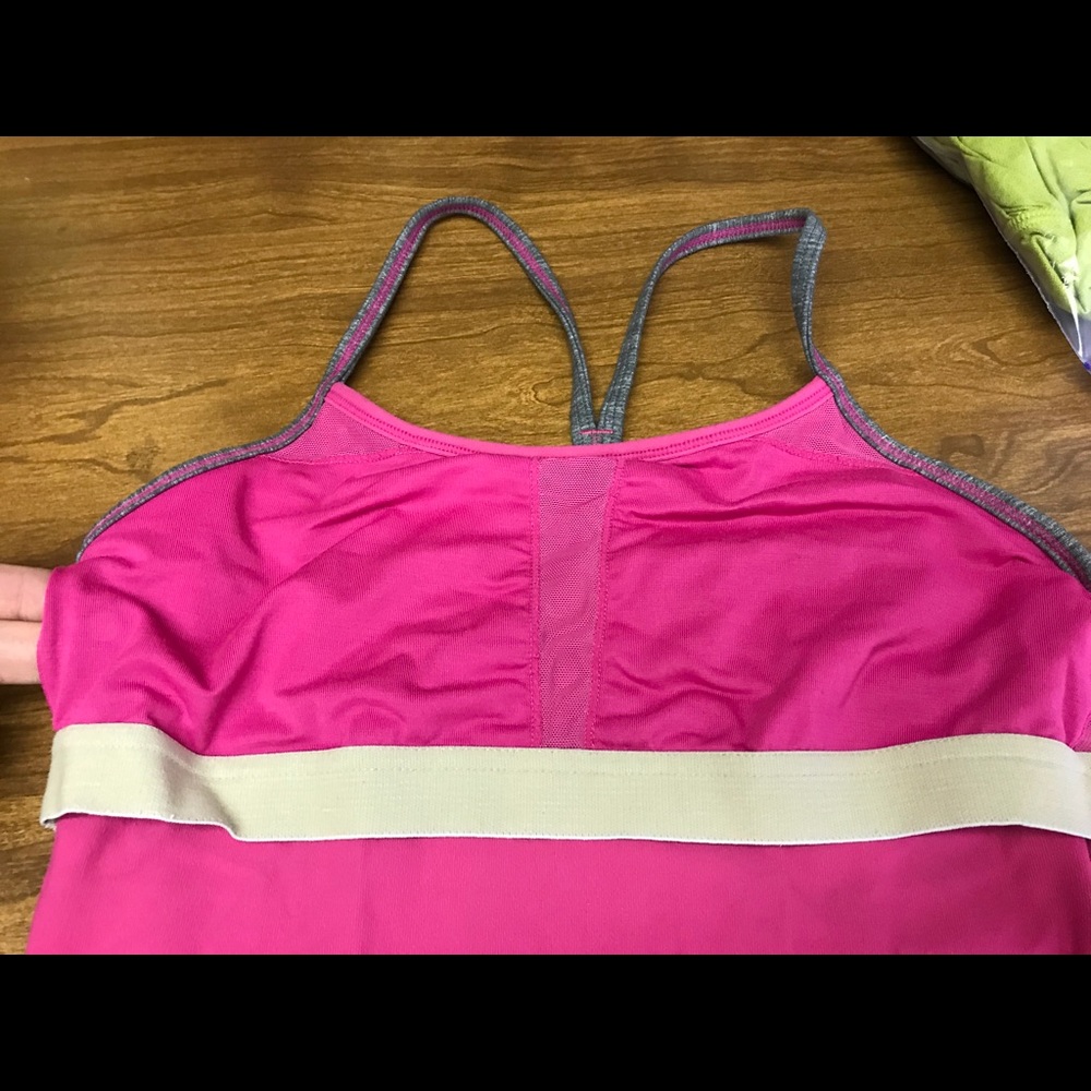 Lululemon Tank Bundle - Picture 4 of 4
